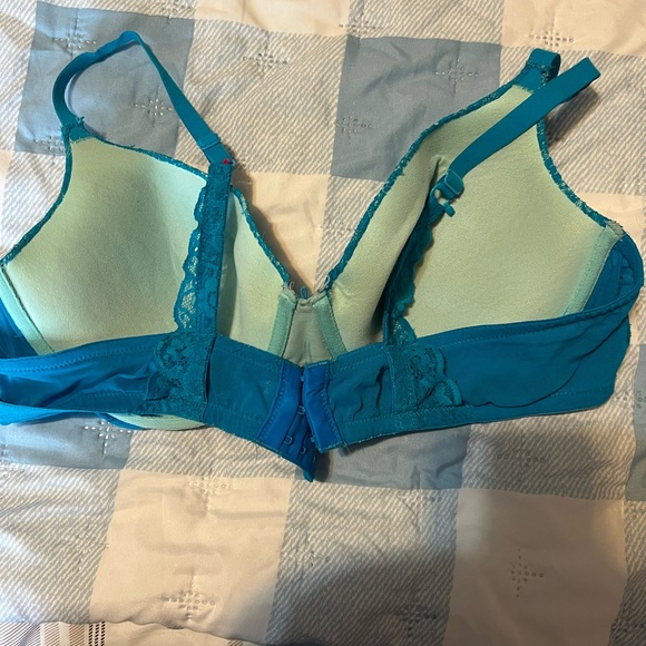 No boundaries bras - Picture 5 of 6